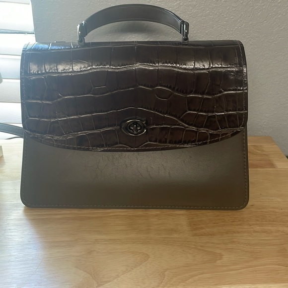 Coach Parker top handle 32 - Picture 1 of 10